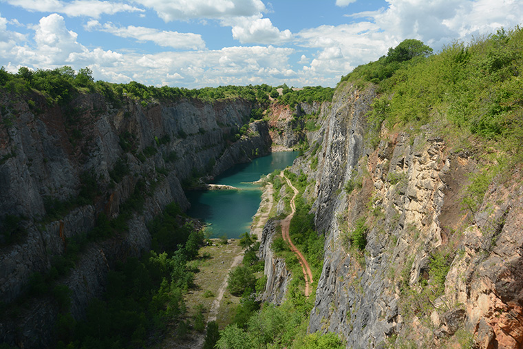 Kalksteinbruch Lom Velká Amerika ("Groß Amerika") in Tschechien